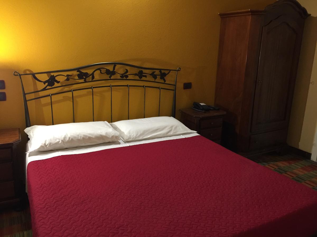 Hotel Ristorante "La Stazione" Cordovado Екстериор снимка