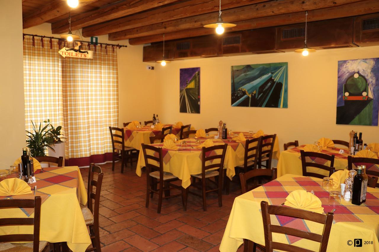 Hotel Ristorante "La Stazione" Cordovado Екстериор снимка